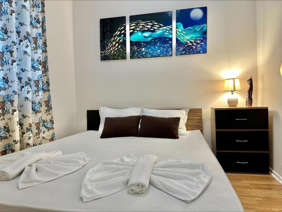 Menada Romance Marine Apartments ซันนีบีช ภายนอก รูปภาพ